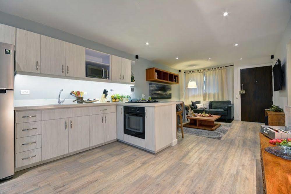 Oasis Suites Медельин Экстерьер фото